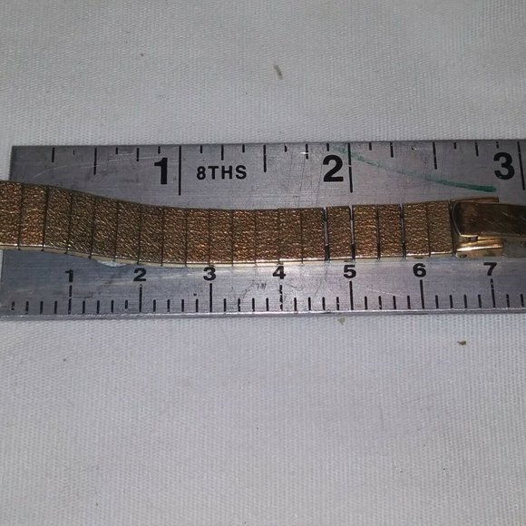 SEIKO LADIES SMALL ROUND FACE WRISTWATCH CA 00598 main image 7